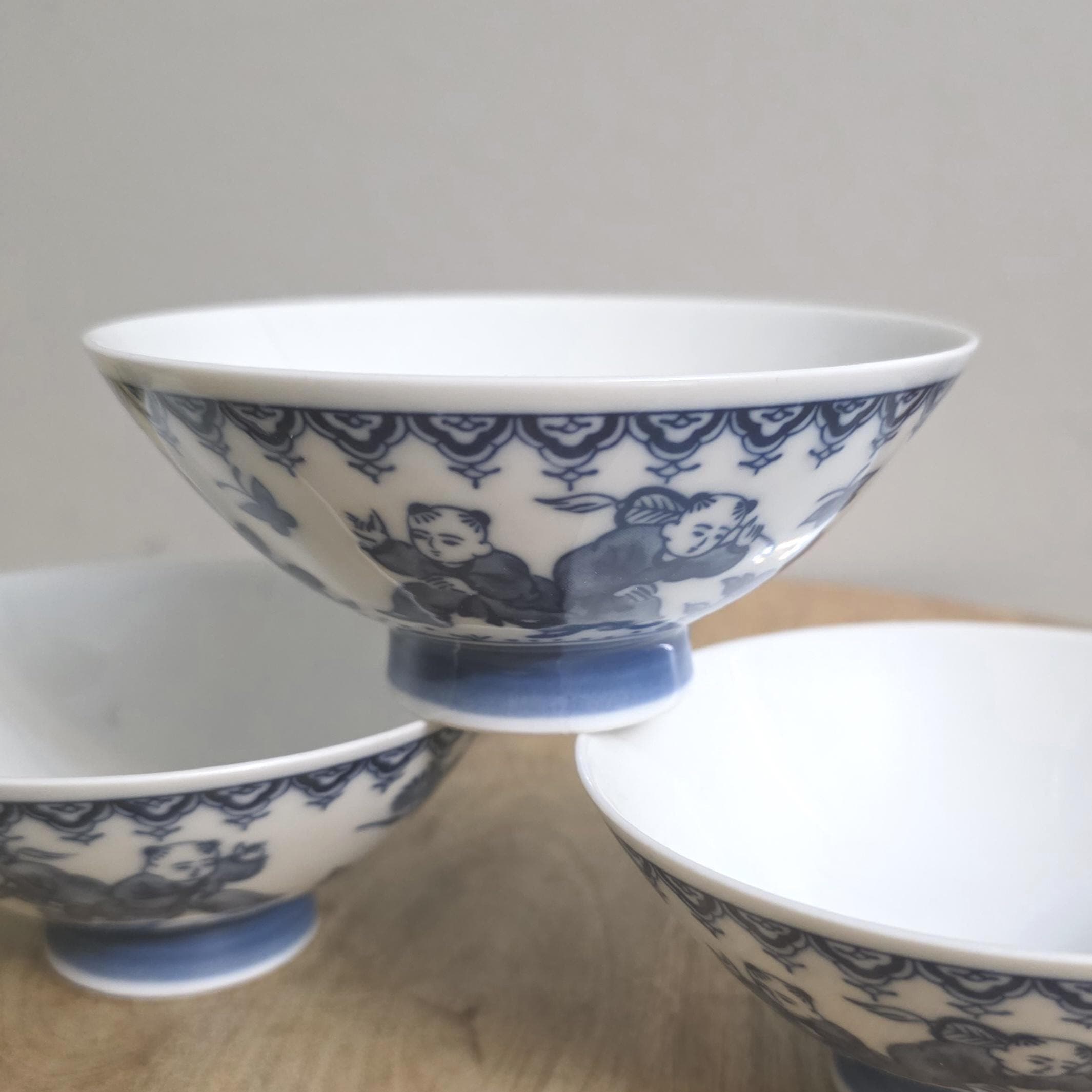 Vintage Blue and White Chinese Boys Rice Bowls - Thumbnail 4