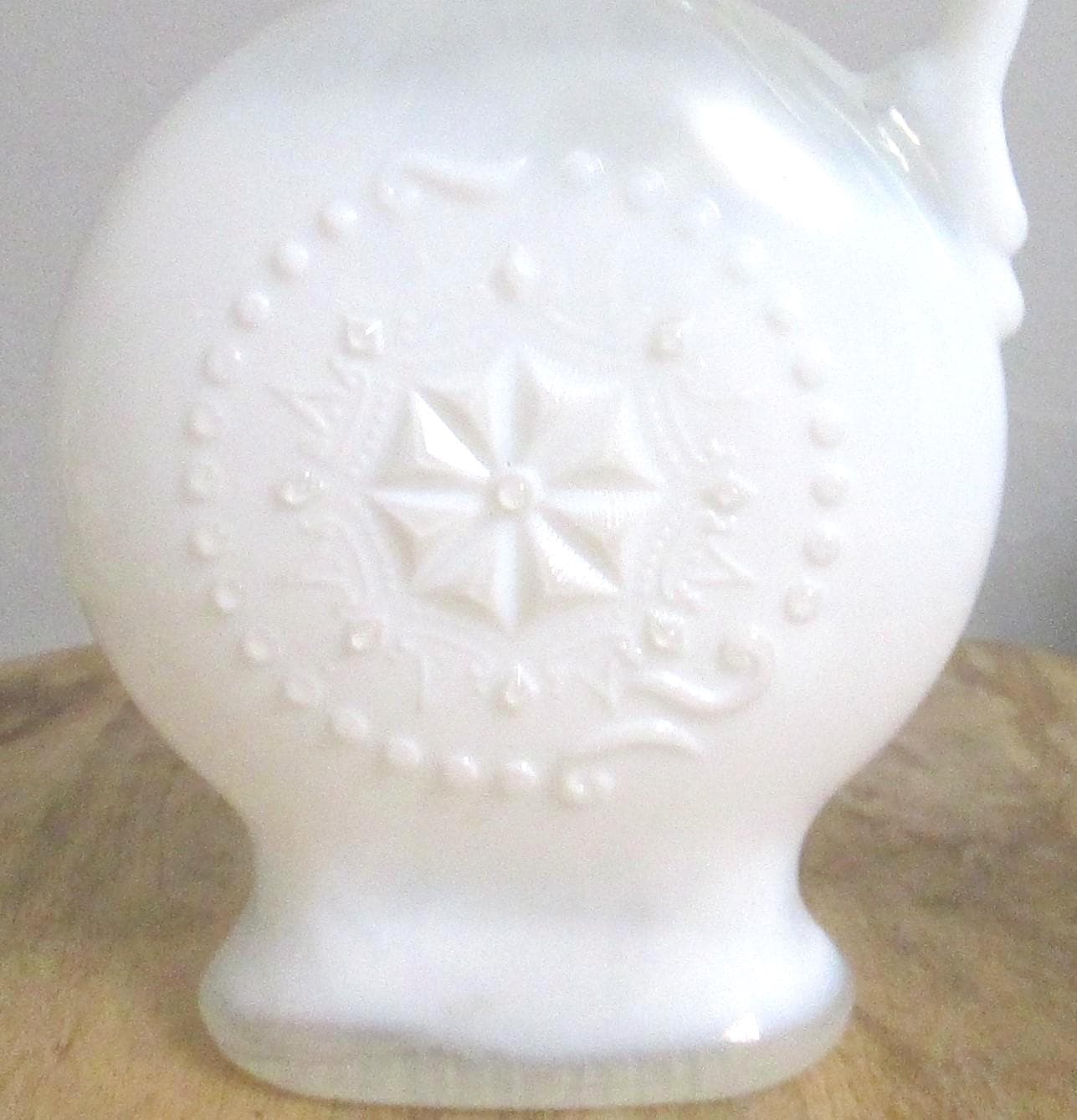 Vintage Jim Beam White Glass Bourbon Decanter - Thumbnail 3