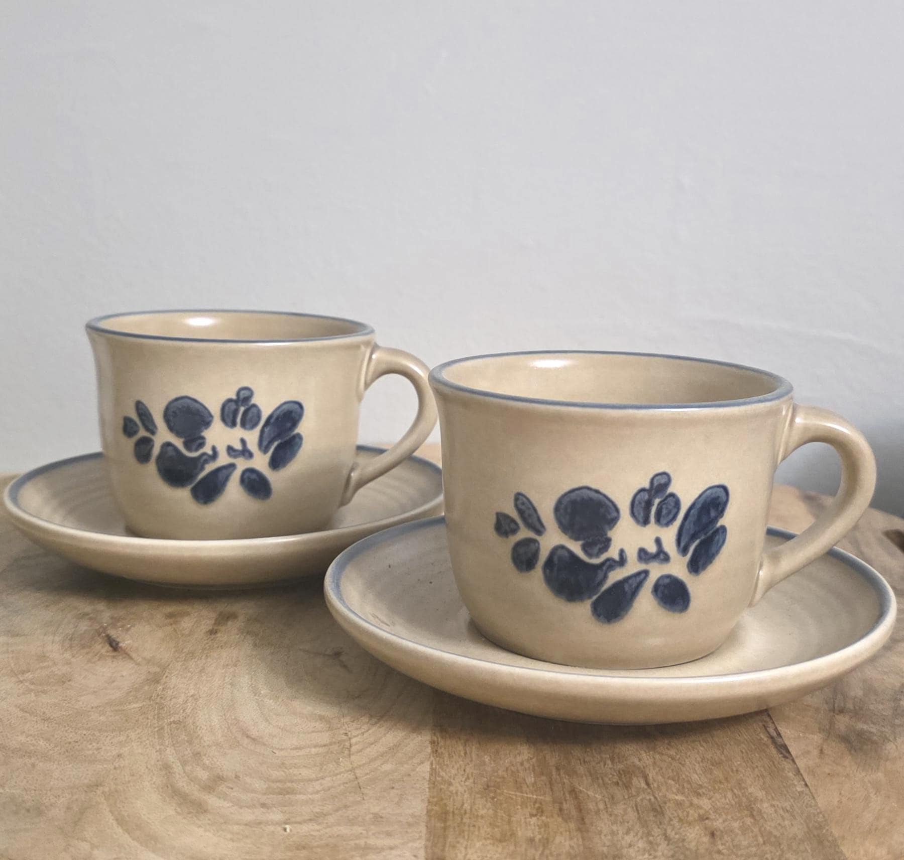 Vintage Pfaltzgraff Folk Art Pattern Cups and Saucers