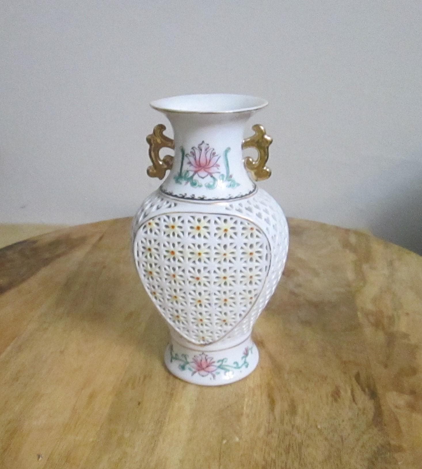 Vintage Reticulated White Porcelain Enamel Vase - Thumbnail 3
