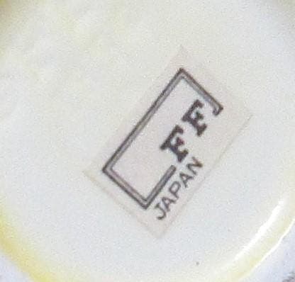 Vintage Fitz & Floyd Yellow Demitasse Cups with Carrot Handles, 1982 - Thumbnail 3