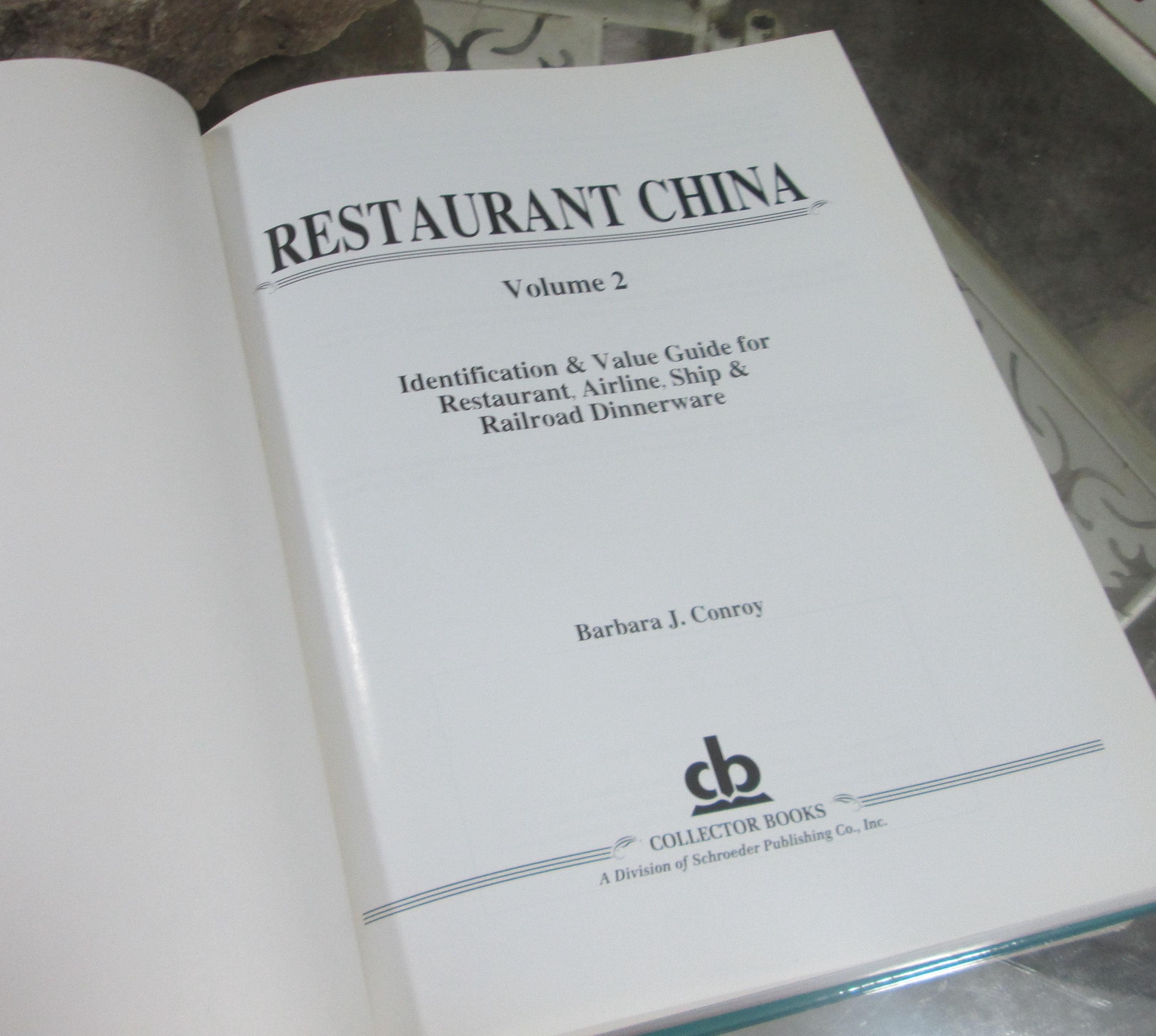 Restaurant China Volume 2 by Barbara Conroy, 1999, Restaurant Ware Collectors Book - Thumbnail 2