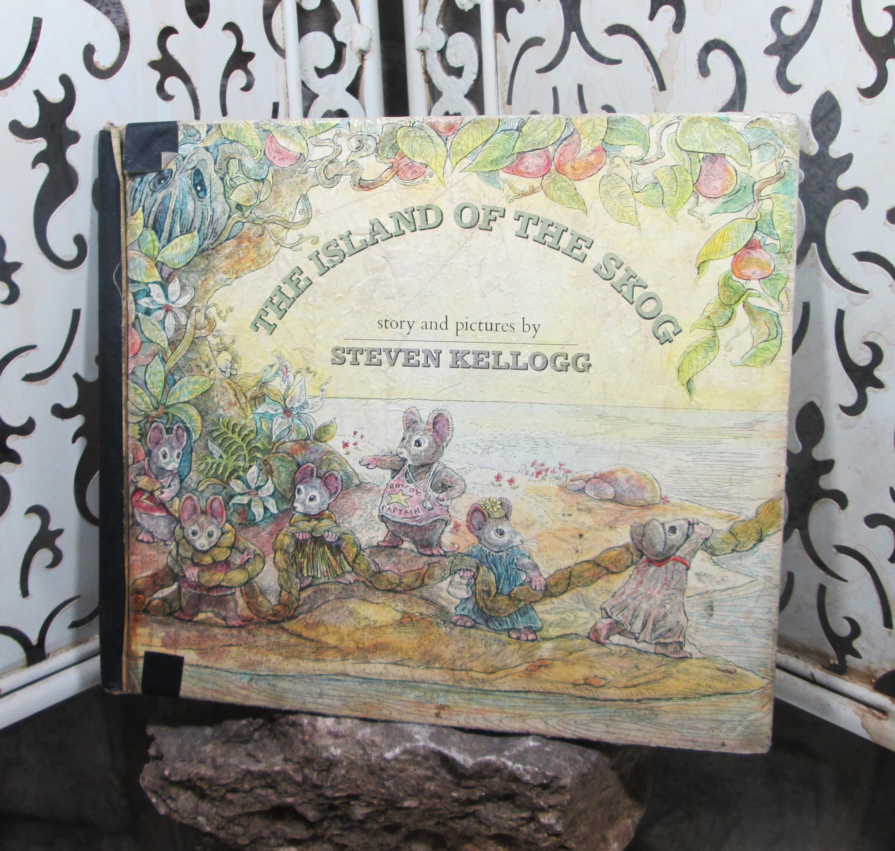 The Island of the Skog by Steven Kellogg, 1973, Vintage Children's Book