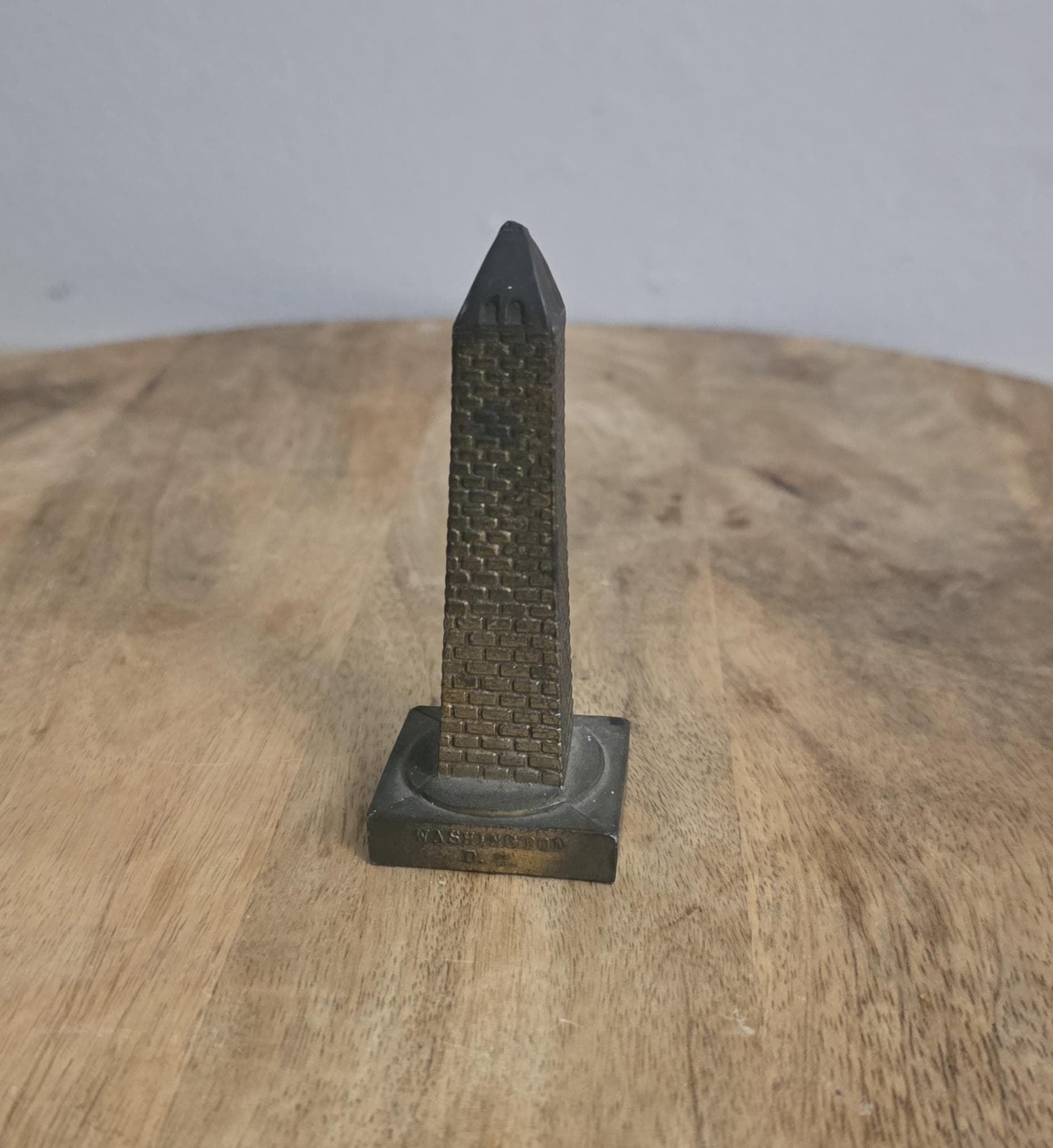 Vintage Washington Monument Metal Souvenir Thermometer - Thumbnail 2