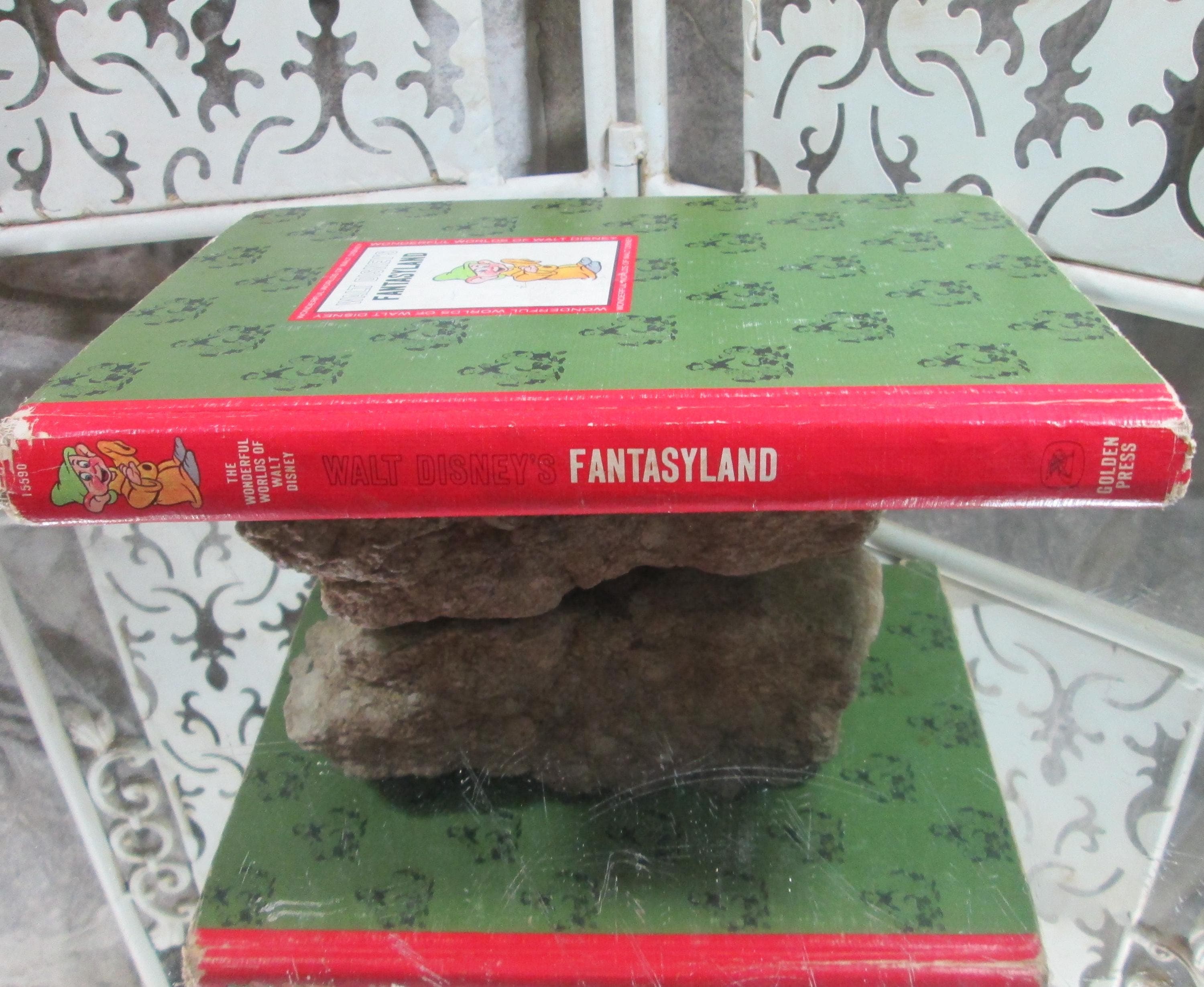 Walt Disney's Fantasyland, 1965, Vintage Children's Book - Thumbnail 2