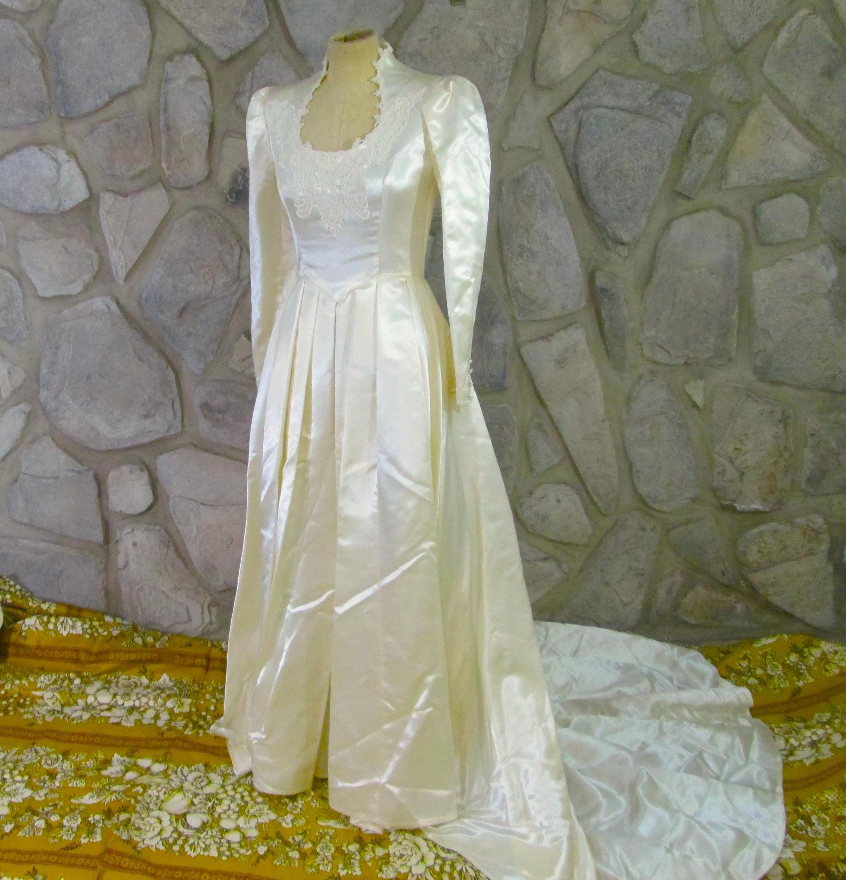 Vintage Jessica McClintock Gunne Sax Romantic Renaissance Wedding Gown - Thumbnail 2