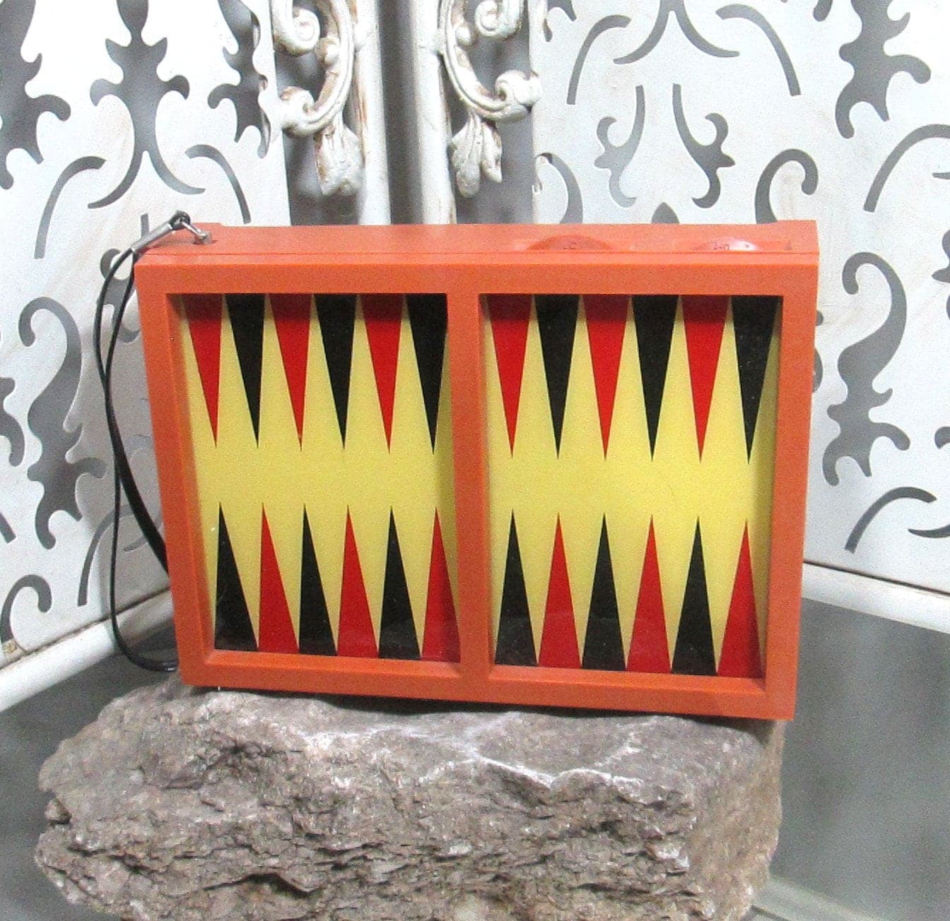 Vintage Amico Backgammon Design Radio, 1978