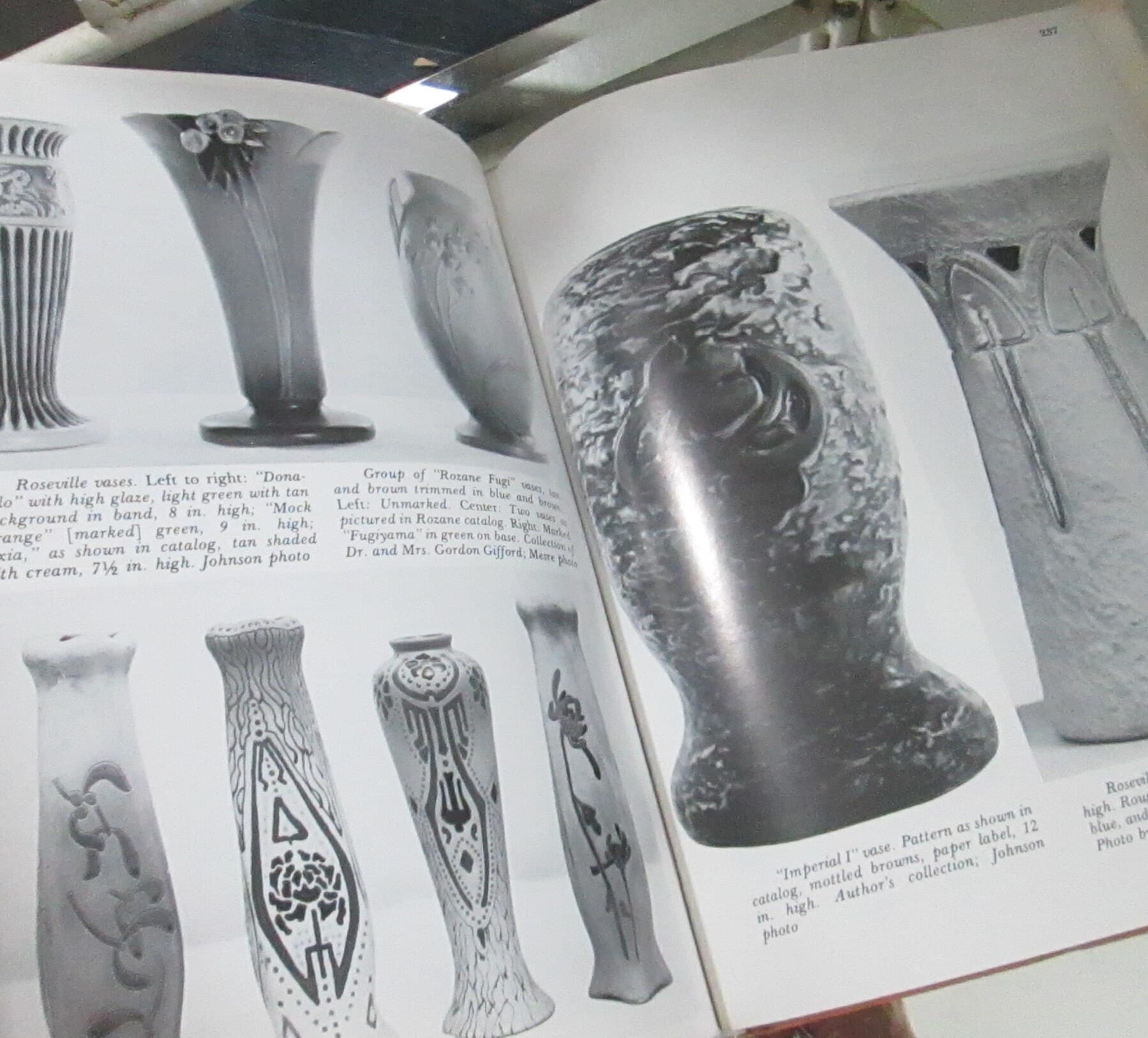 Vintage Art Pottery of America by Lucile Henzke, 1982 - Thumbnail 6