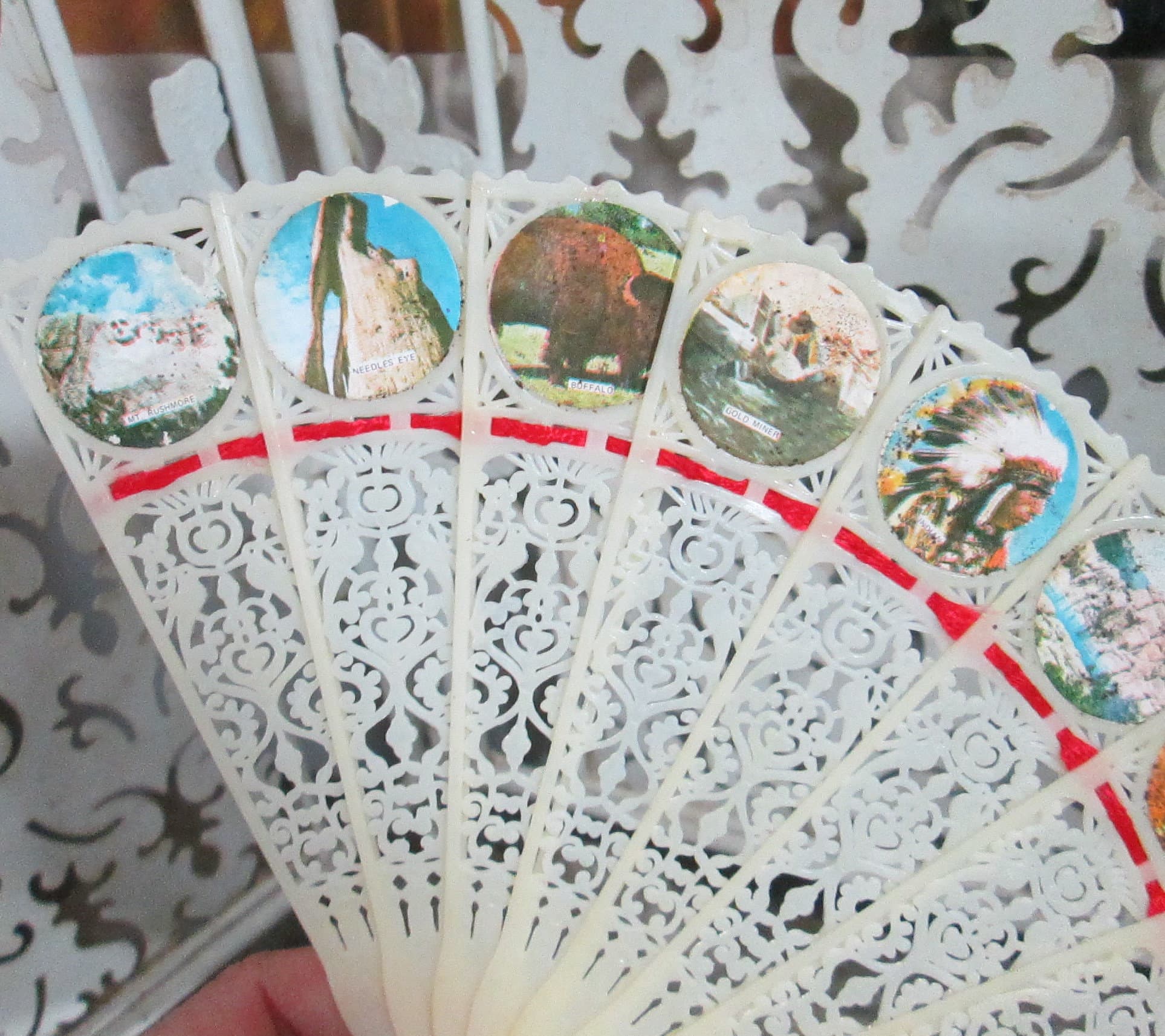 Vintage South Dakota Souvenir Fan - Thumbnail 3