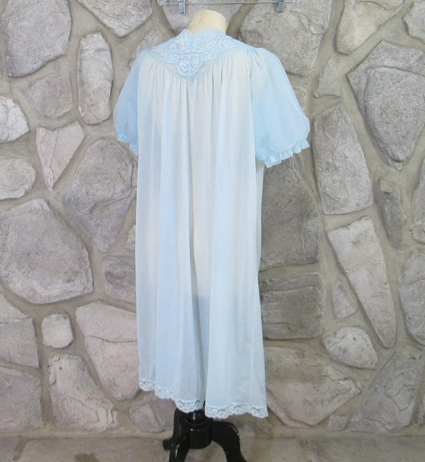 Vintage Vanity Fair 1960's Baby Blue Negligee Robe - Thumbnail 3