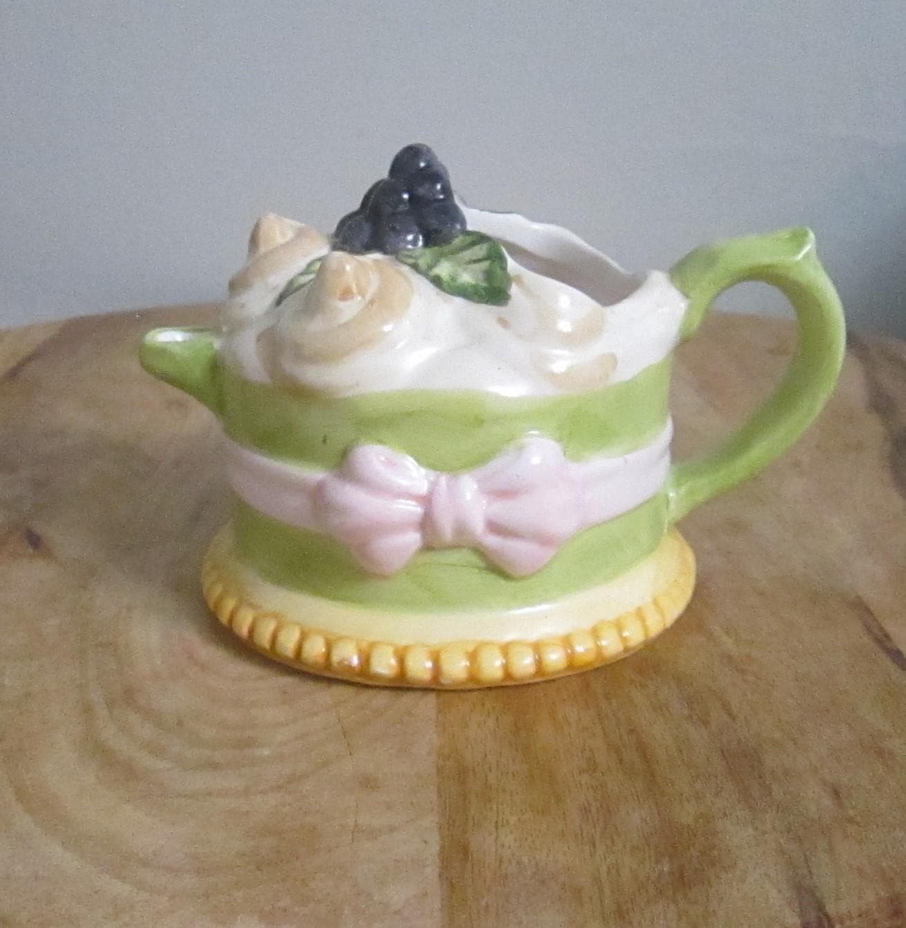 Vintage Seymour Mann Just Desserts Creamer