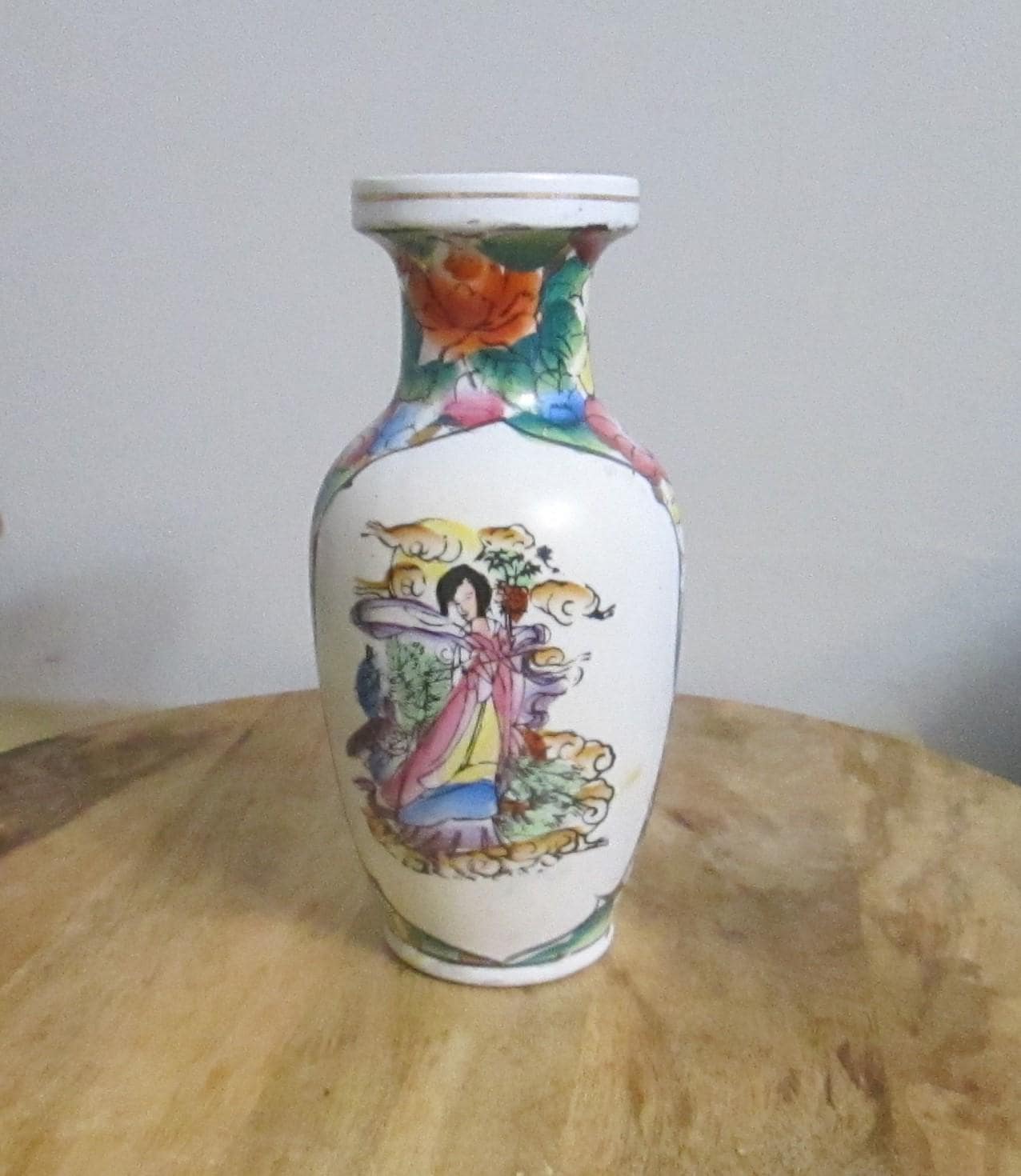 Vintage Chinese HandPainted Vase