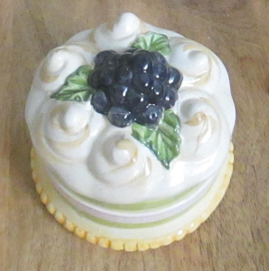 Vintage Seymour Mann Just Desserts Sugar Bowl - Thumbnail 2