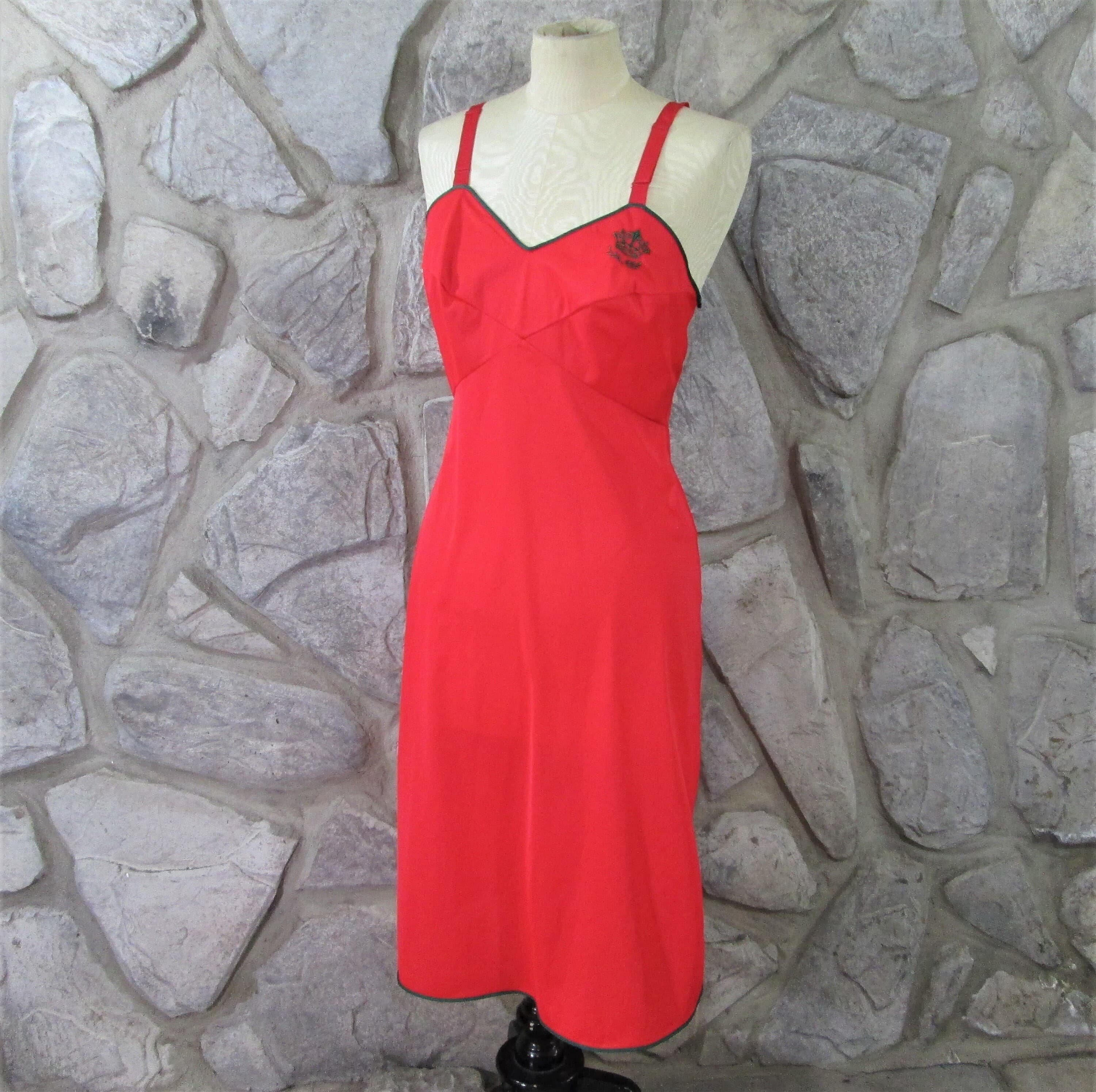 Vintage 1950's Rogers Red & Green Slip