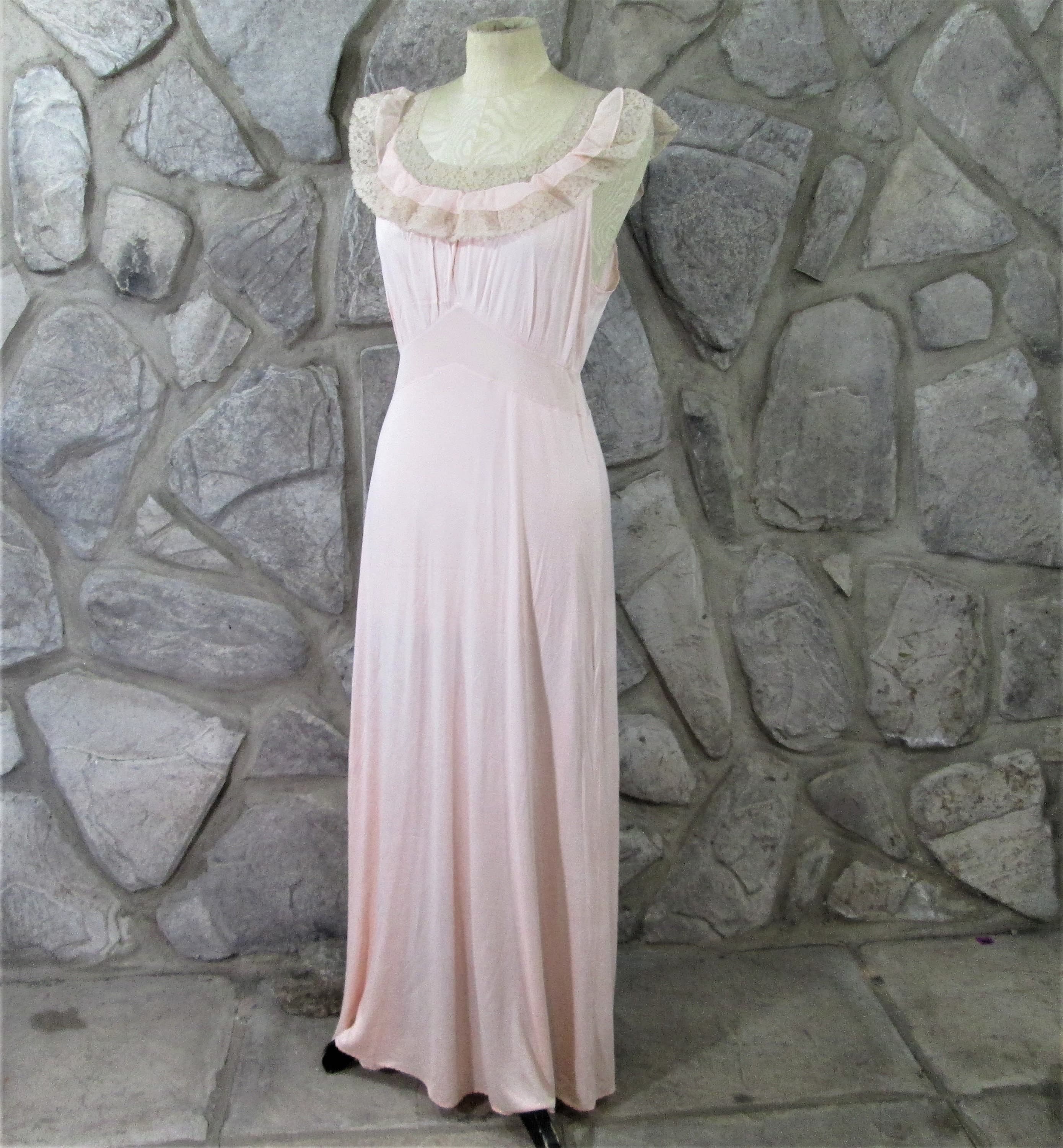 Vintage 1930's Blush Pink Negligee Nightgown