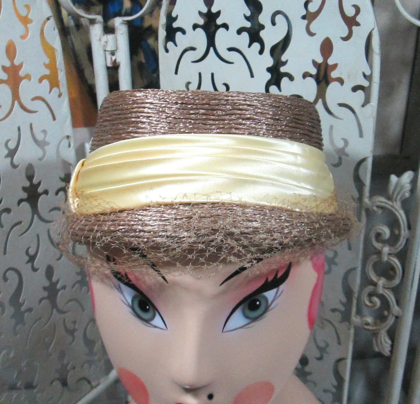 Vintage 1950's Straw Yellow Sash Hat - Thumbnail 2
