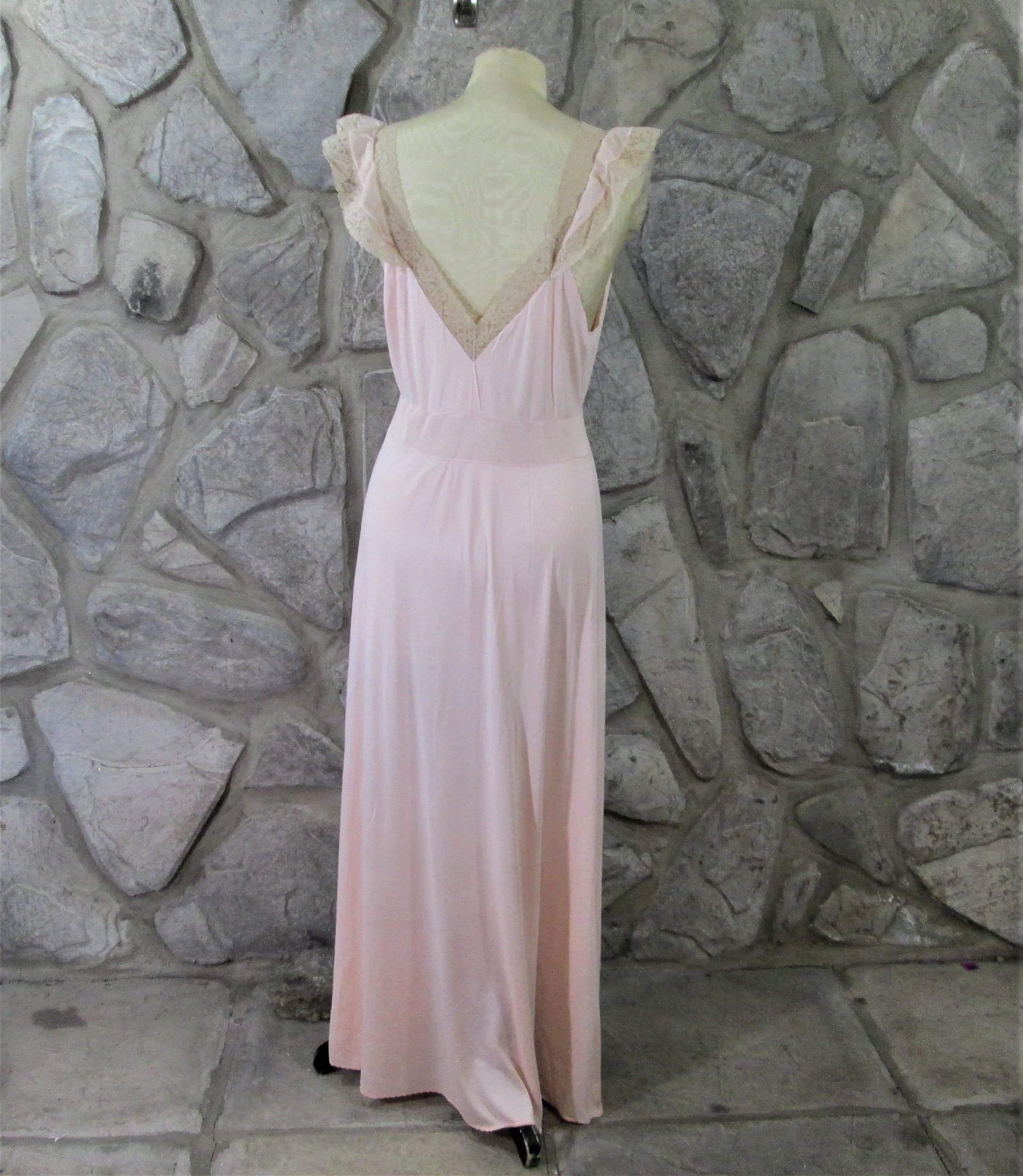 Vintage 1930's Blush Pink Negligee Nightgown - Thumbnail 3