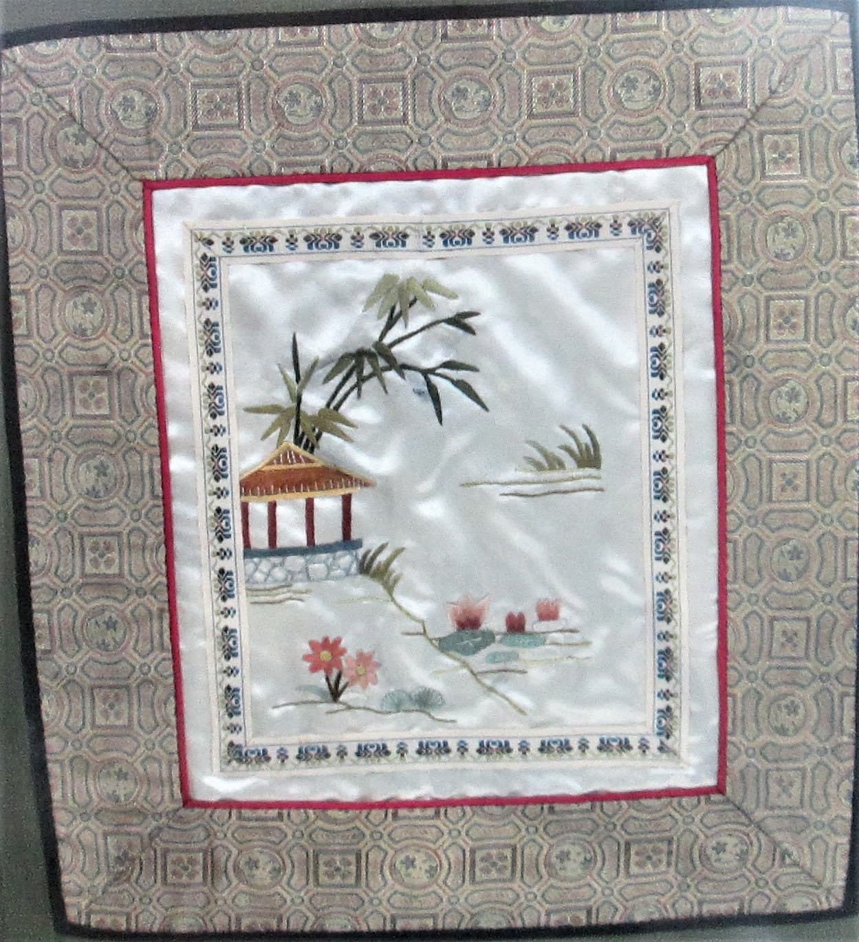 Vintage Framed Chinese Embroidered Silk - Thumbnail 2