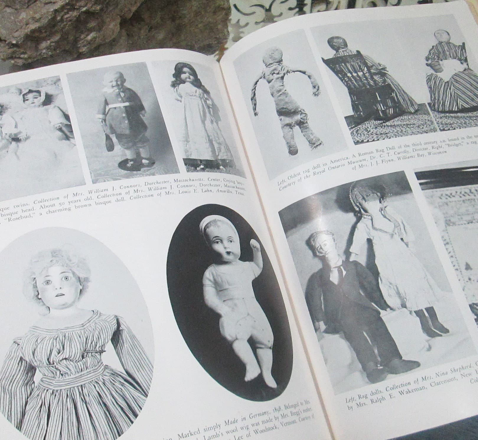 Vintage Book The Dolls of Yesterday by Eleanor St. George, 1948 - Thumbnail 4