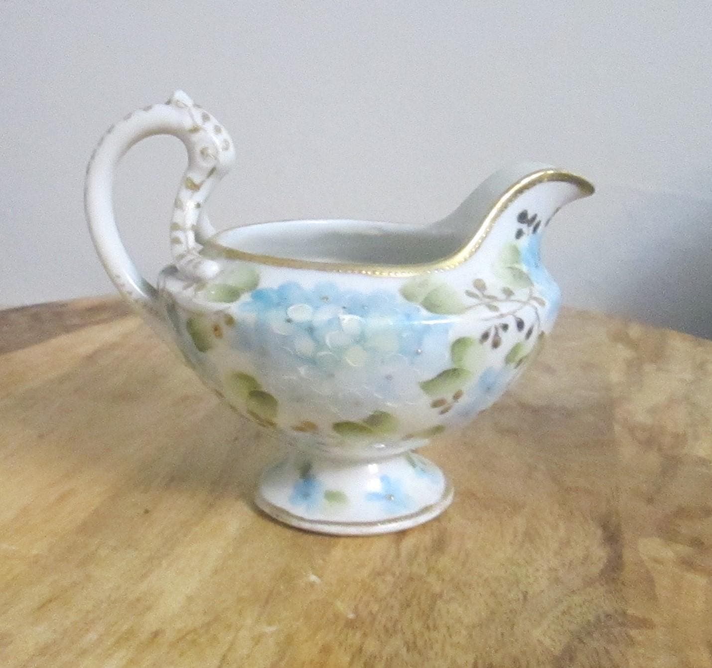 Antique Bavarian Hydrangea Hand Decorated Creamer - Thumbnail 2