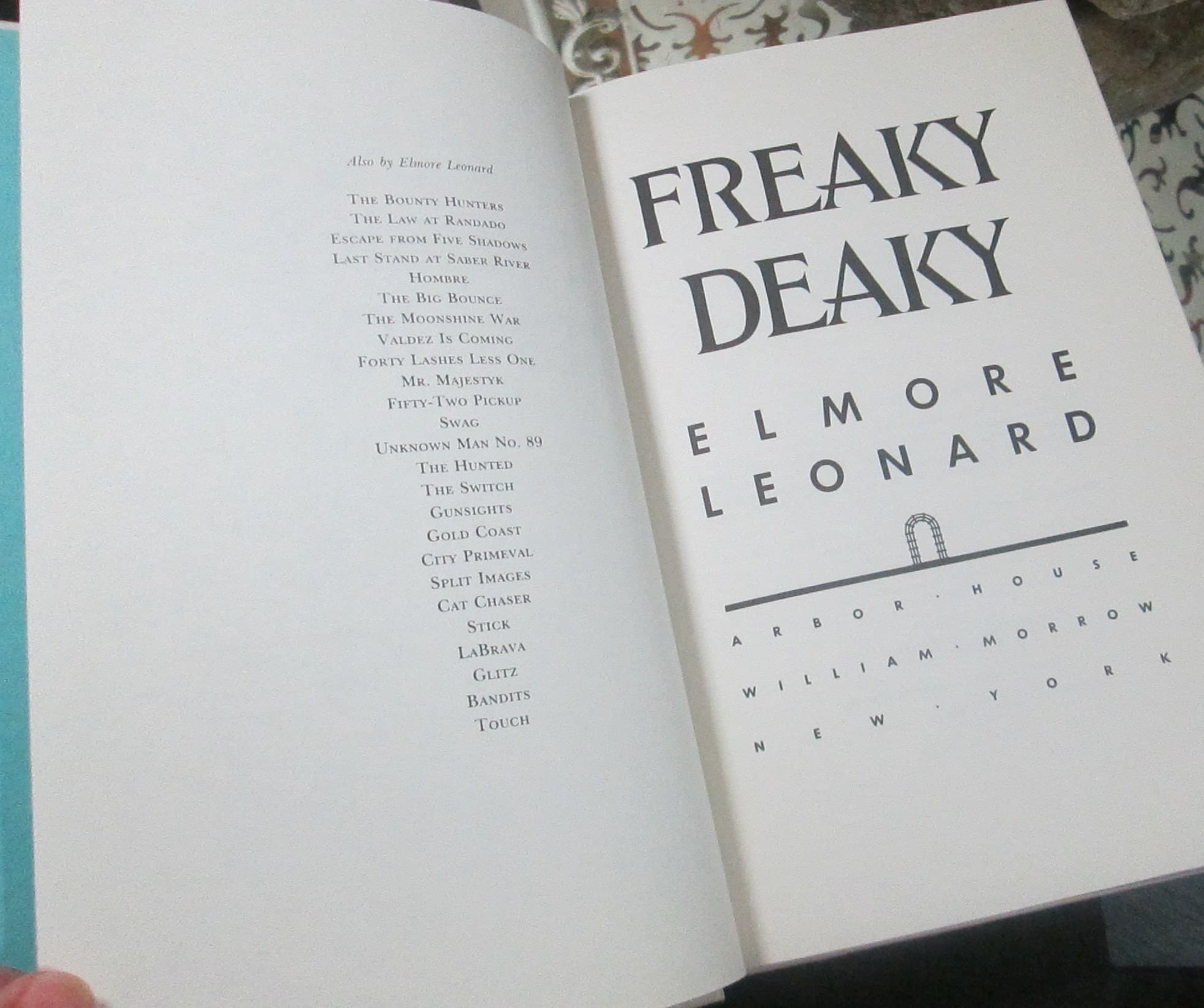 Vintage Edition Freaky Deaky by Elmore Leonard, 1988 - Thumbnail 3
