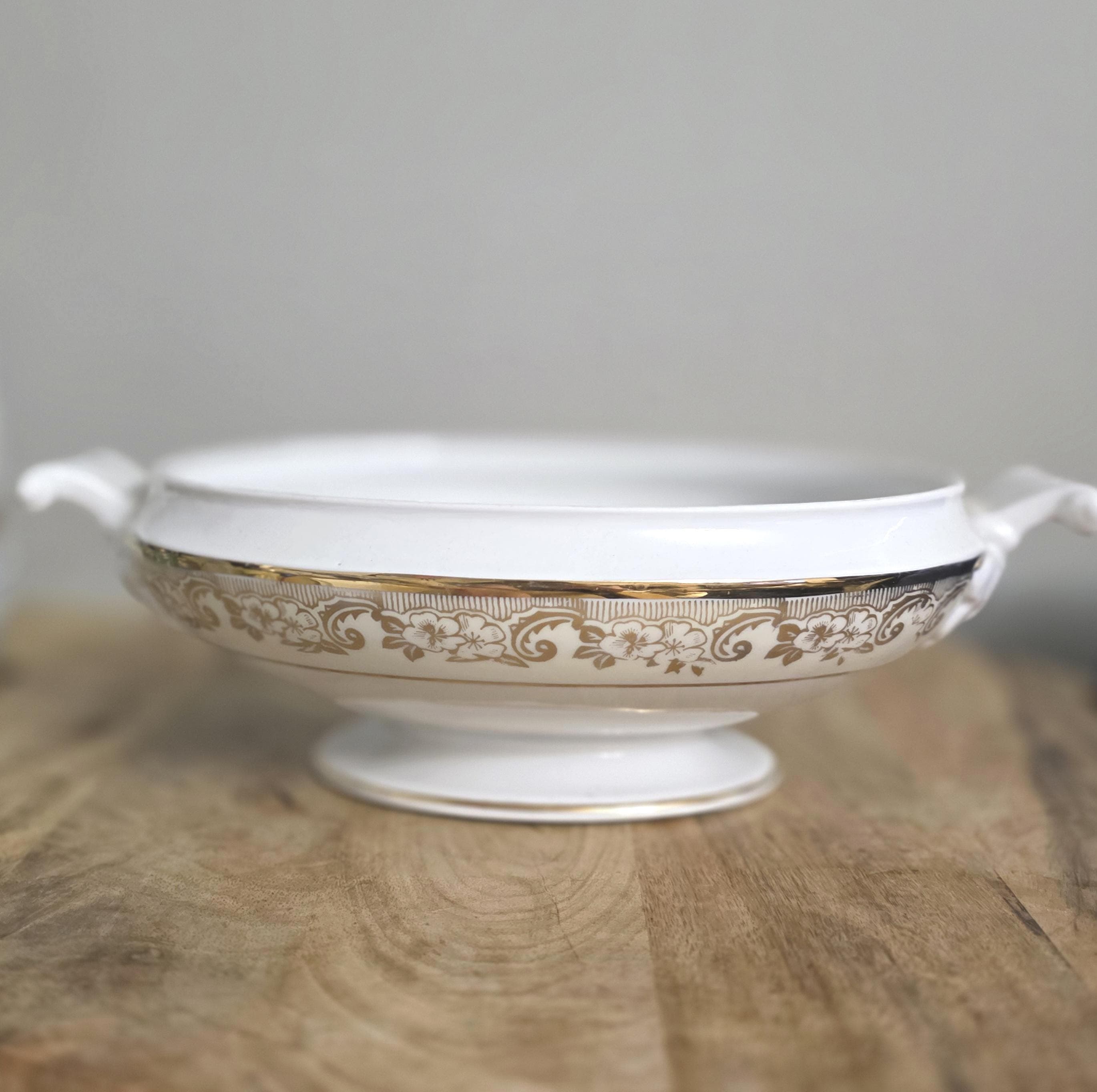 Vintage Royal Crown China 22Kt. Gold Pattern Tureen - Thumbnail 5