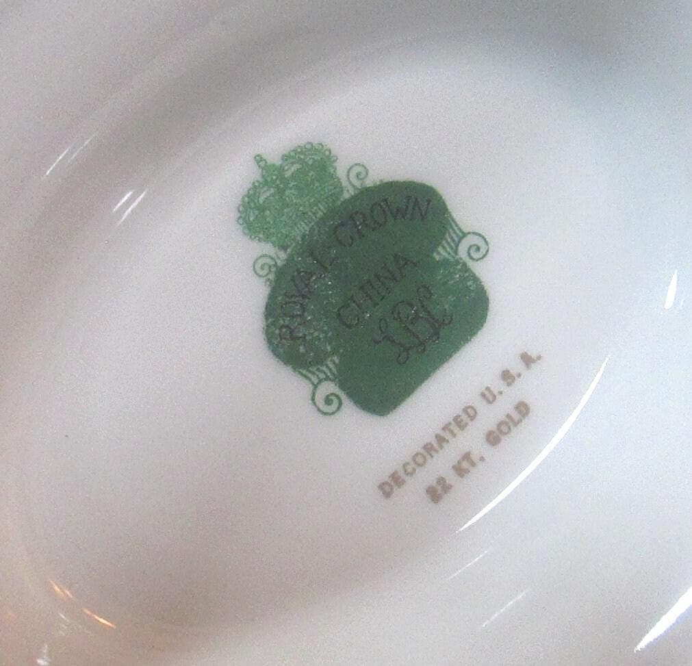 Vintage Royal Crown China 22Kt. Gold Pattern Tureen - Thumbnail 4