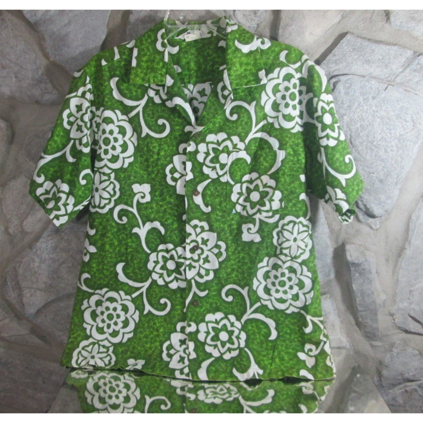 Vintage Green & White Bark Cloth Hawaiian Shirt