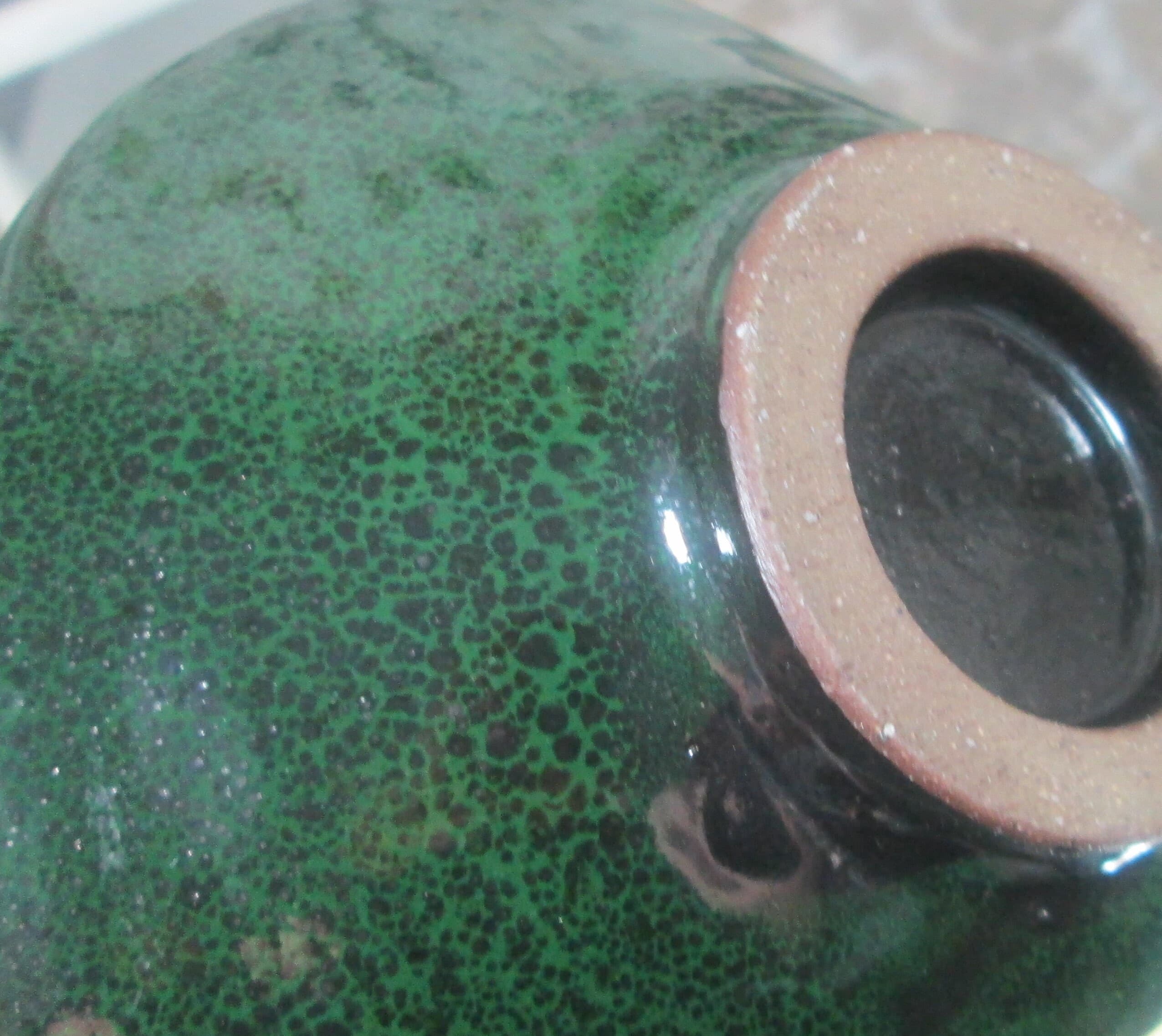 Vintage Japanese Pottery Green Glaze Bowl - Thumbnail 2