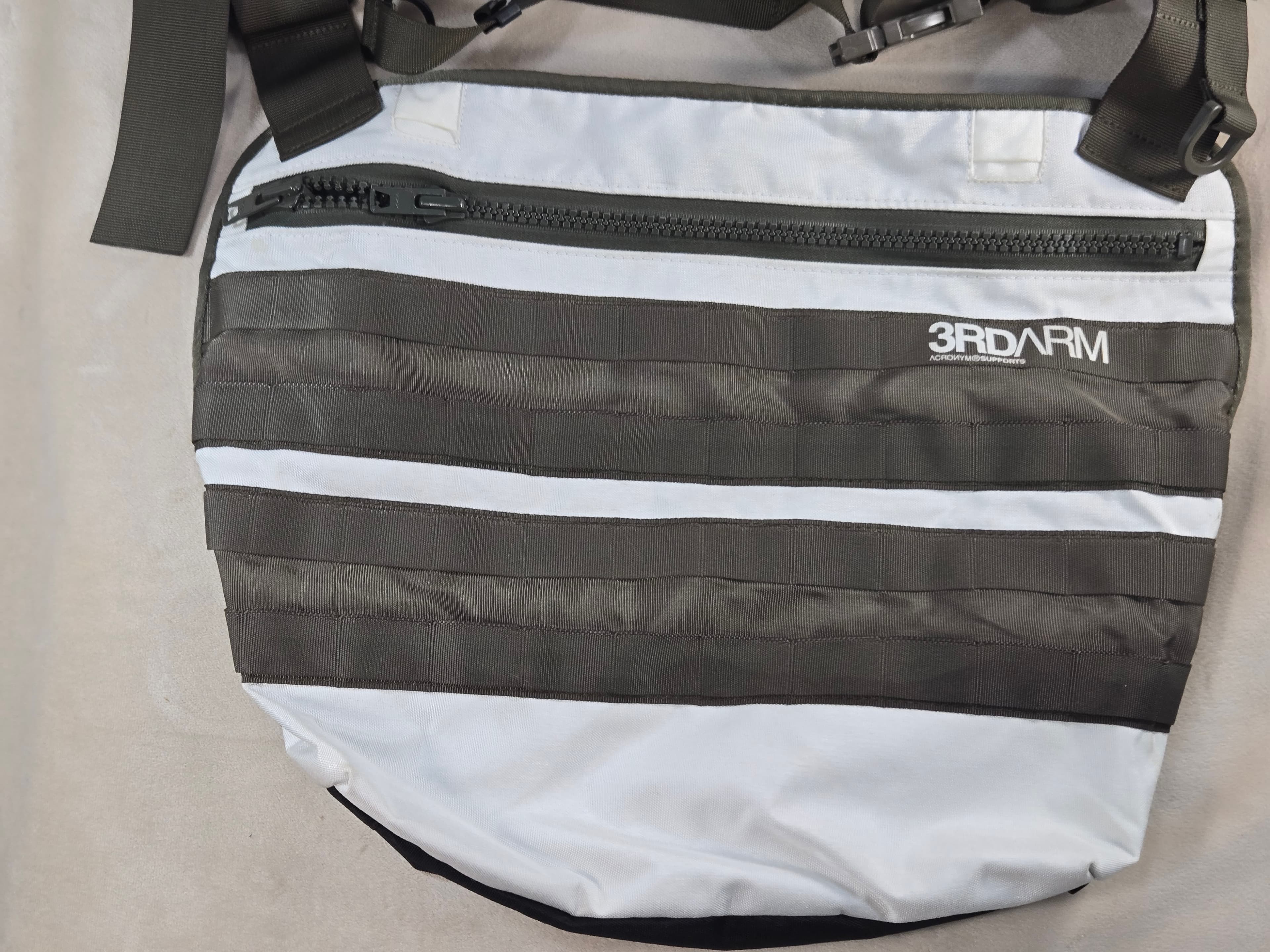3RD ARM Messenger Bag | Authentic ACRONYM Techwear Modular Tactical Urban Carry - Thumbnail 2