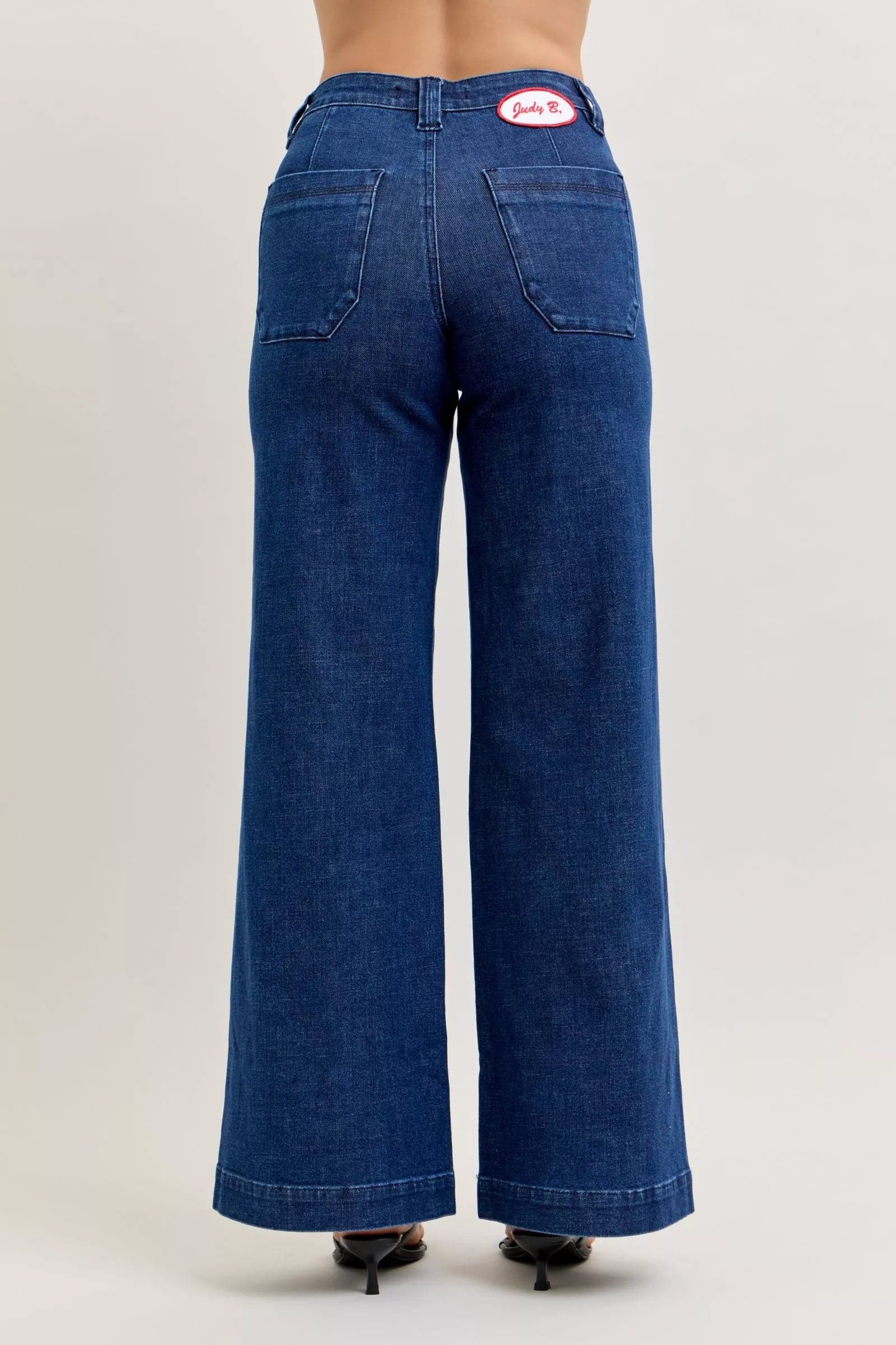 Judy Blue High-Waisted Retro Wide Jeans with Patch Pkts & Twisted Seams - DK / 9(29) - Thumbnail 4