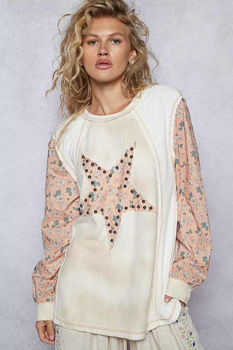 POL Exposed Seam Star Patch Thermal Top with Floral Sleeves - CREAM MULTI / M - Thumbnail 2