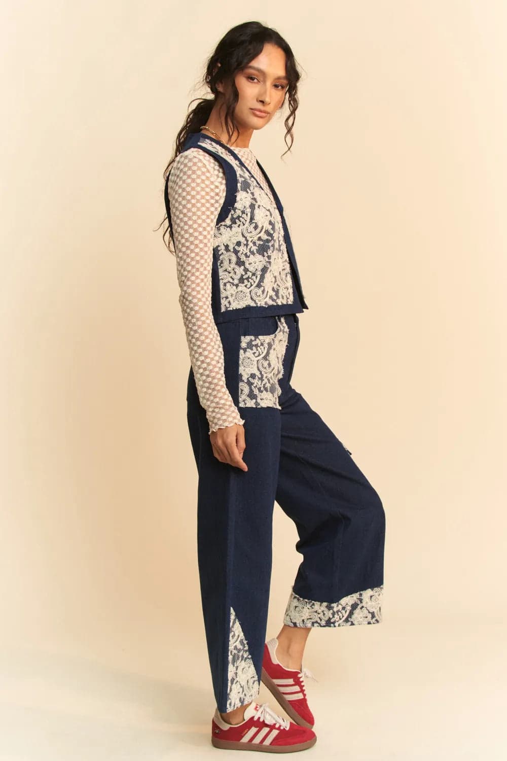 Davi & Dani Lace Applique Wide Leg Jeans - Dark / L - Thumbnail 8