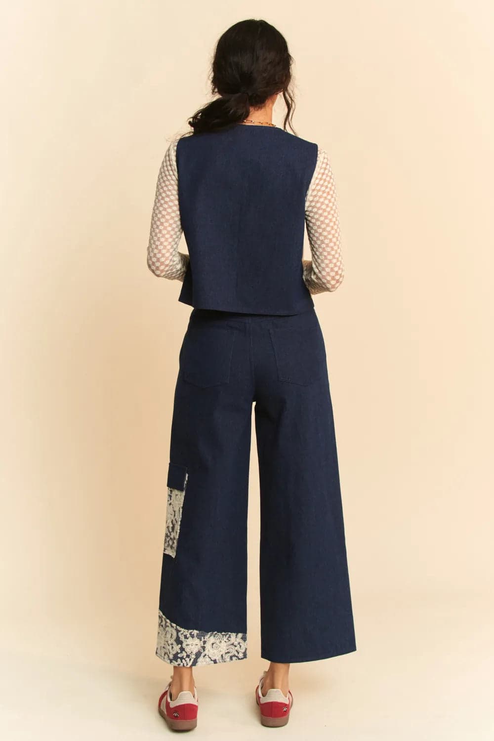Davi & Dani Lace Applique Wide Leg Jeans - Dark / L - Thumbnail 9