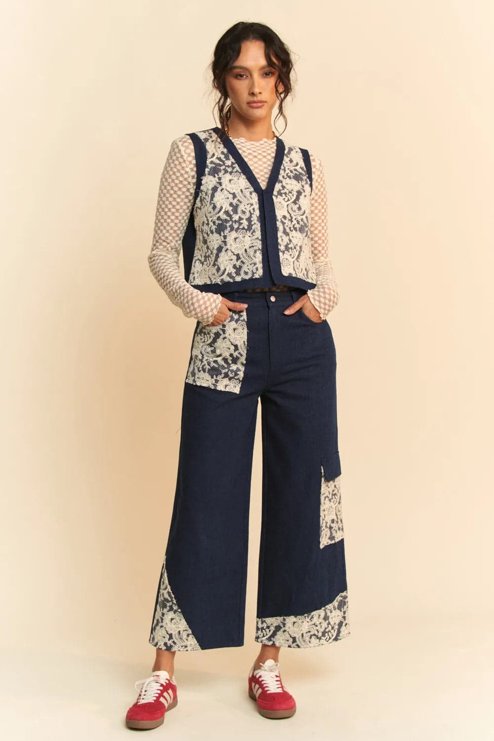 Davi & Dani Lace Applique Wide Leg Jeans - Dark / L - Thumbnail 7