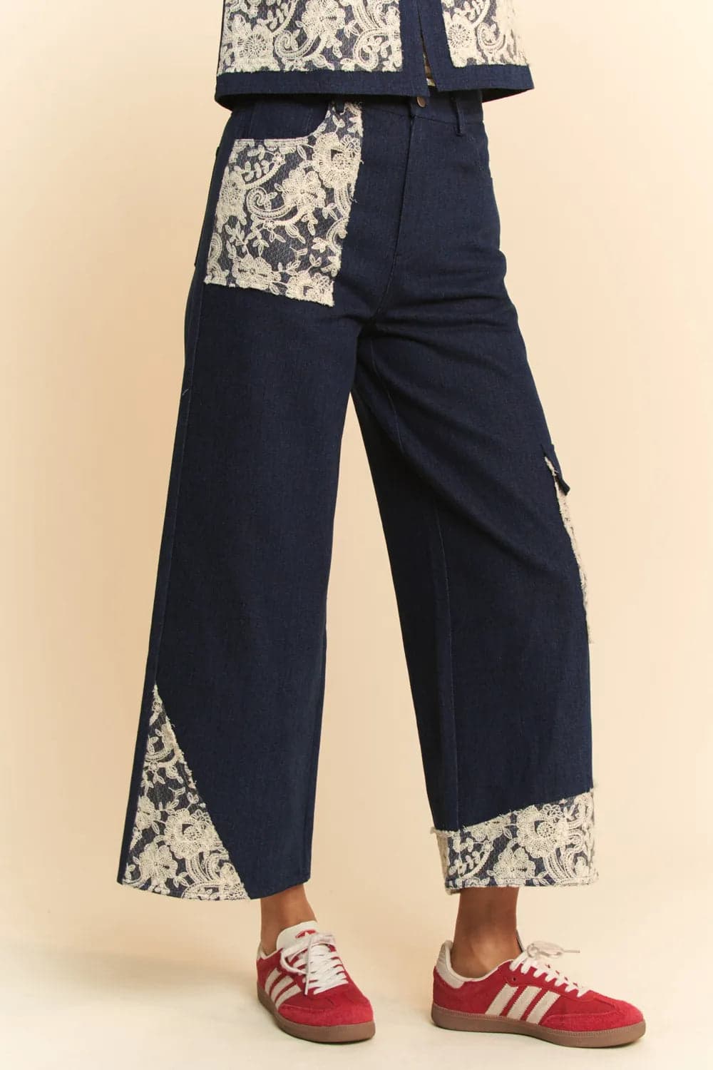 Davi & Dani Lace Applique Wide Leg Jeans - Dark / L - Thumbnail 6