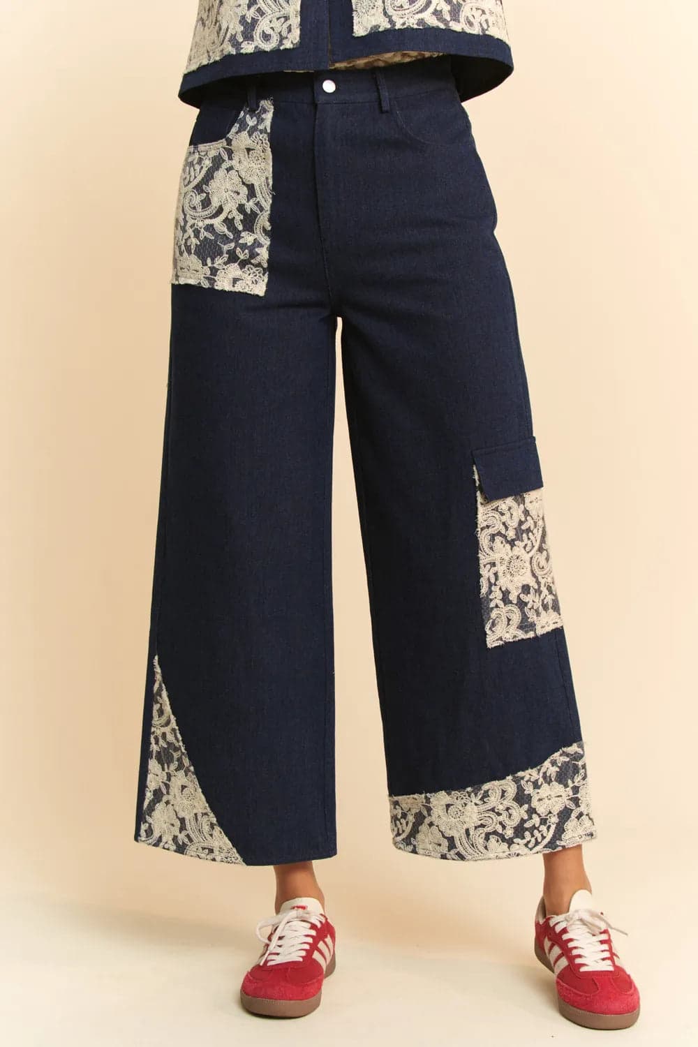 Davi & Dani Lace Applique Wide Leg Jeans - Dark / L - Thumbnail 5