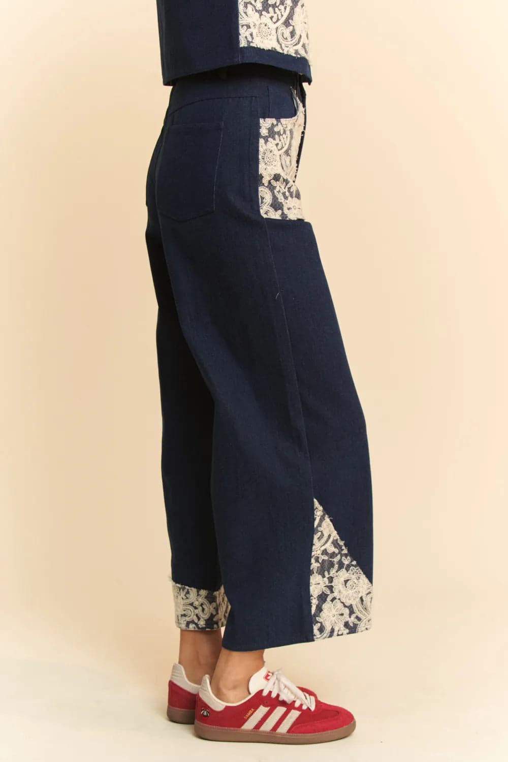 Davi & Dani Lace Applique Wide Leg Jeans - Dark / L - Thumbnail 3