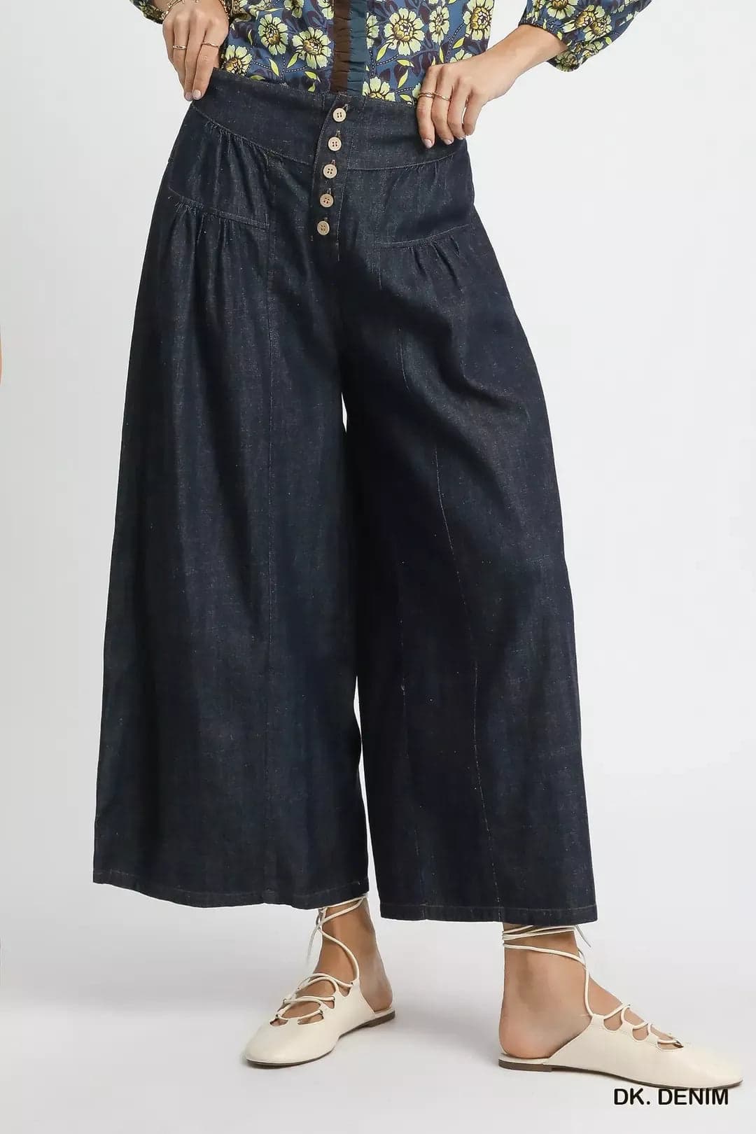Umgee Stone Washed Wide-Leg Button-Front Culottes - DK. DENIM / M