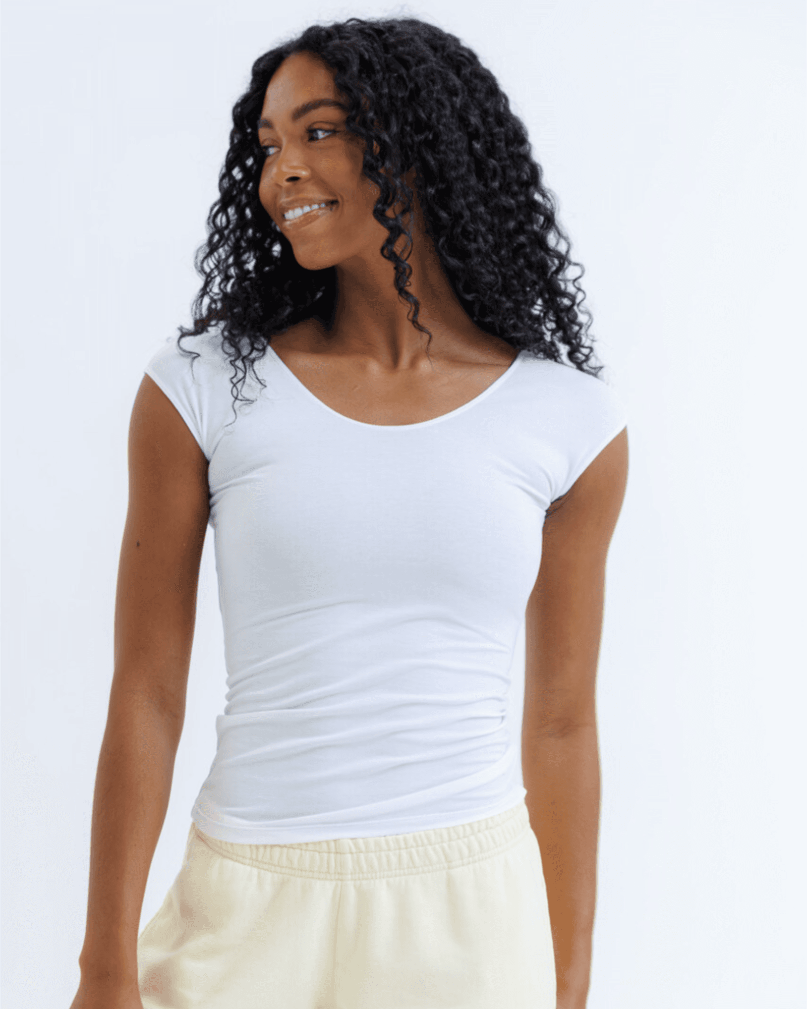 Essential Tee - S / Cream - Thumbnail 4