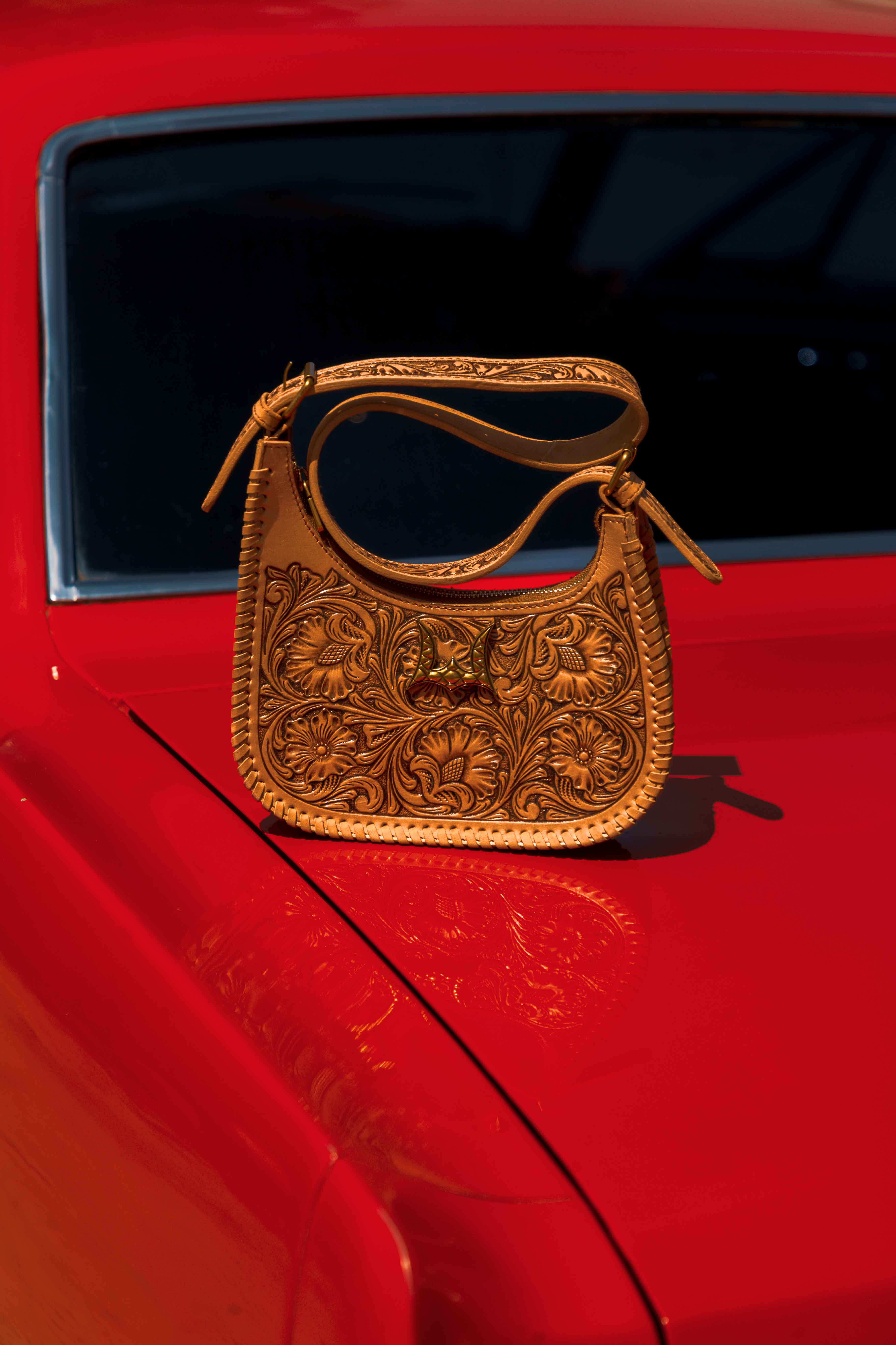 Handtooled Dannia Medium Purse - Slant Form - Slant Form - Thumbnail 7
