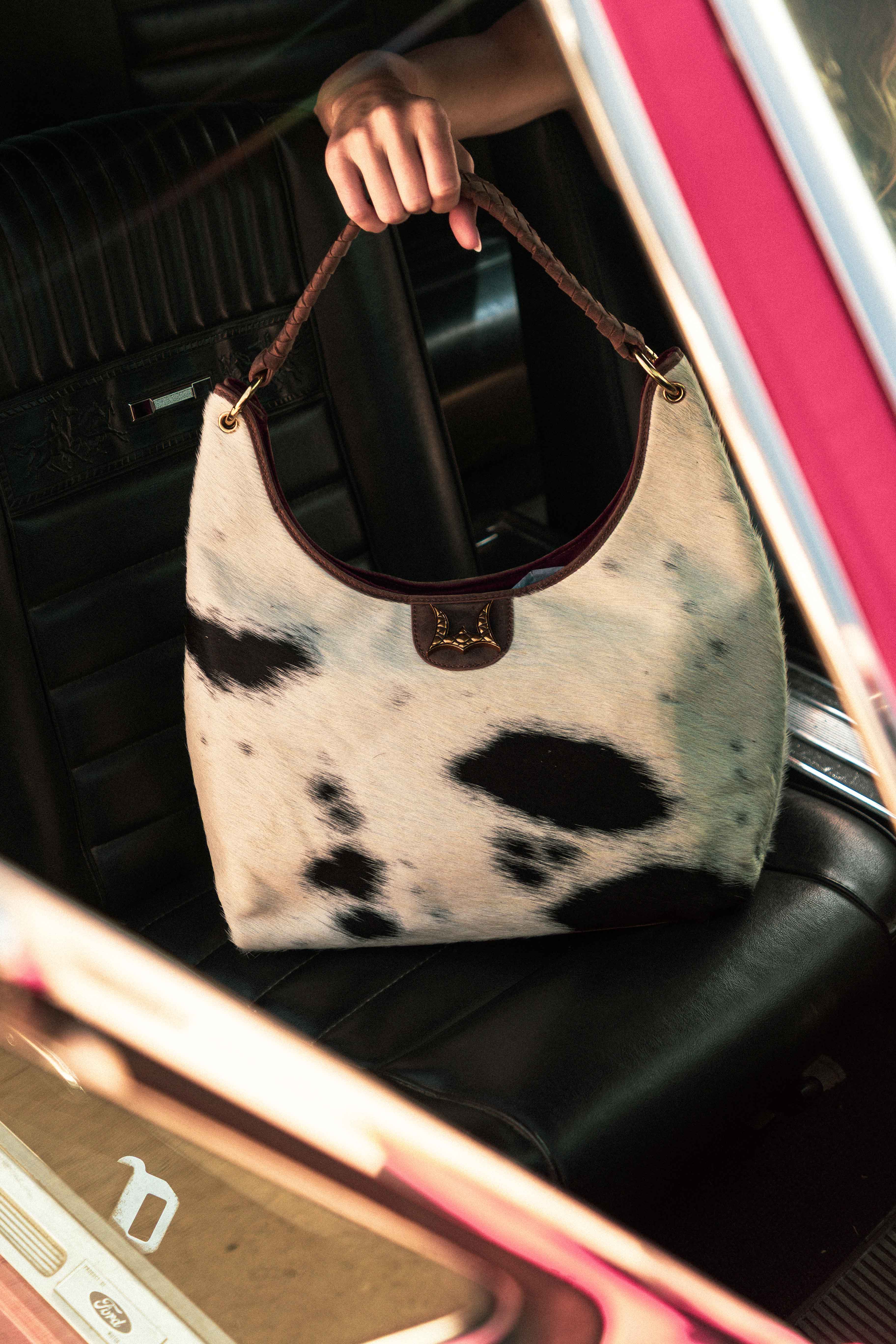 LW Large Purse - Black & White Cowhide With Oiled Ruby Leather - Black & White - Thumbnail 6