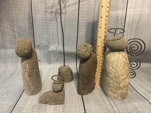 Kalalou River Rock Nativity Scene Set of 12 pieces - Thumbnail 7