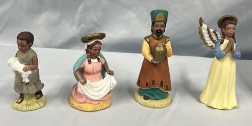 Vintage Heritage Of Christmas 8 Piece Porcelain Christmas Nativity Set~Walmart - Thumbnail 3
