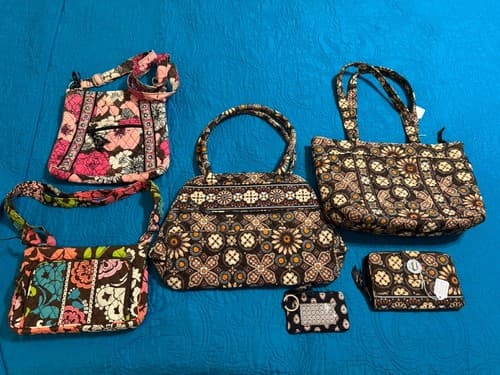 Vera Bradley Lot Of 6 pieces~SOLD AS IS