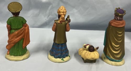 Vintage Heritage Of Christmas 8 Piece Porcelain Christmas Nativity Set~Walmart - Thumbnail 9