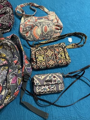 Vera Bradley Lot Of 5 pieces~SOLD AS IS - Thumbnail 3