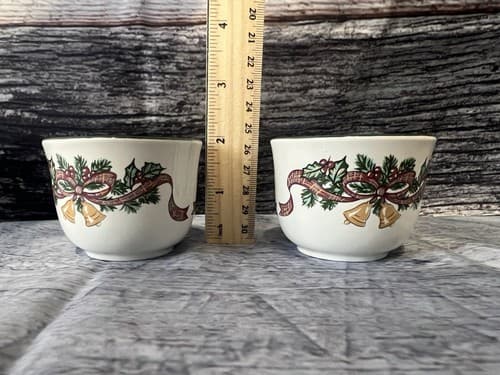 RARE! Pair of Johnson Brothers Victorian Christmas Votive Candle Holders - Thumbnail 3
