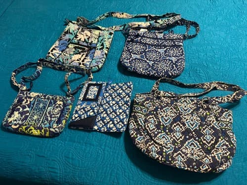 Vera Bradley Lot Of 5 pieces~SOLD AS IS - Thumbnail 3