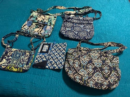 Vera Bradley Lot Of 5 pieces~SOLD AS IS - Thumbnail 2